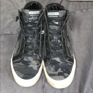 Women’s high top camo sneakers